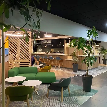 Ferrand Centre By Ihg Hotel 4*