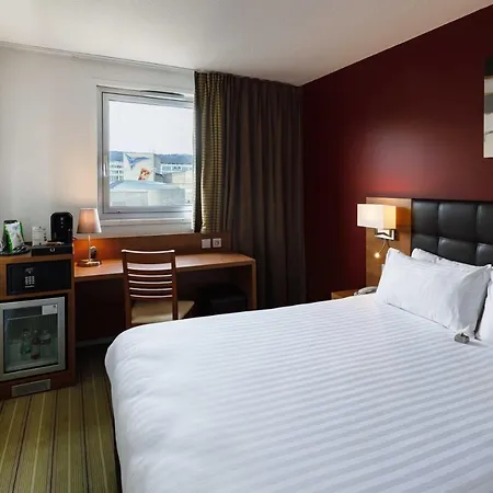 Ferrand Centre By Ihg Hotel