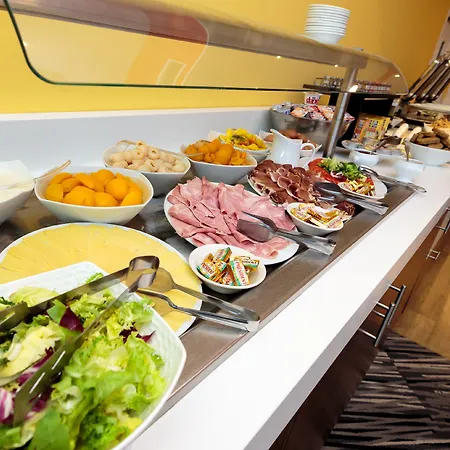 Ferrand Centre By Ihg Hotel