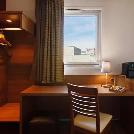 Ferrand Centre By Ihg Hotel