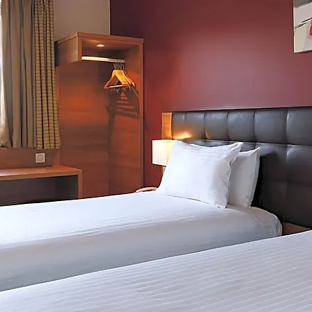 Western Ferrand Centre Hotel
