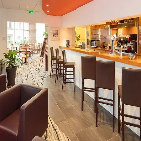 Western Ferrand Centre Hotel