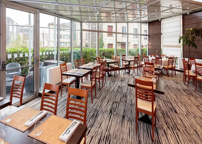 Ferrand Centre By Ihg 4*